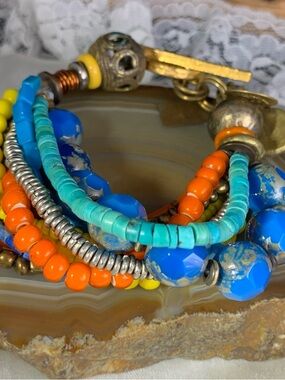 Multi-Strand Turquoise & Orange Beaded Multi colored Charm Stone & glas Bracelet